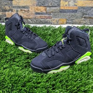 Jordan 6 Retro Electric GreenNew size 7 youth